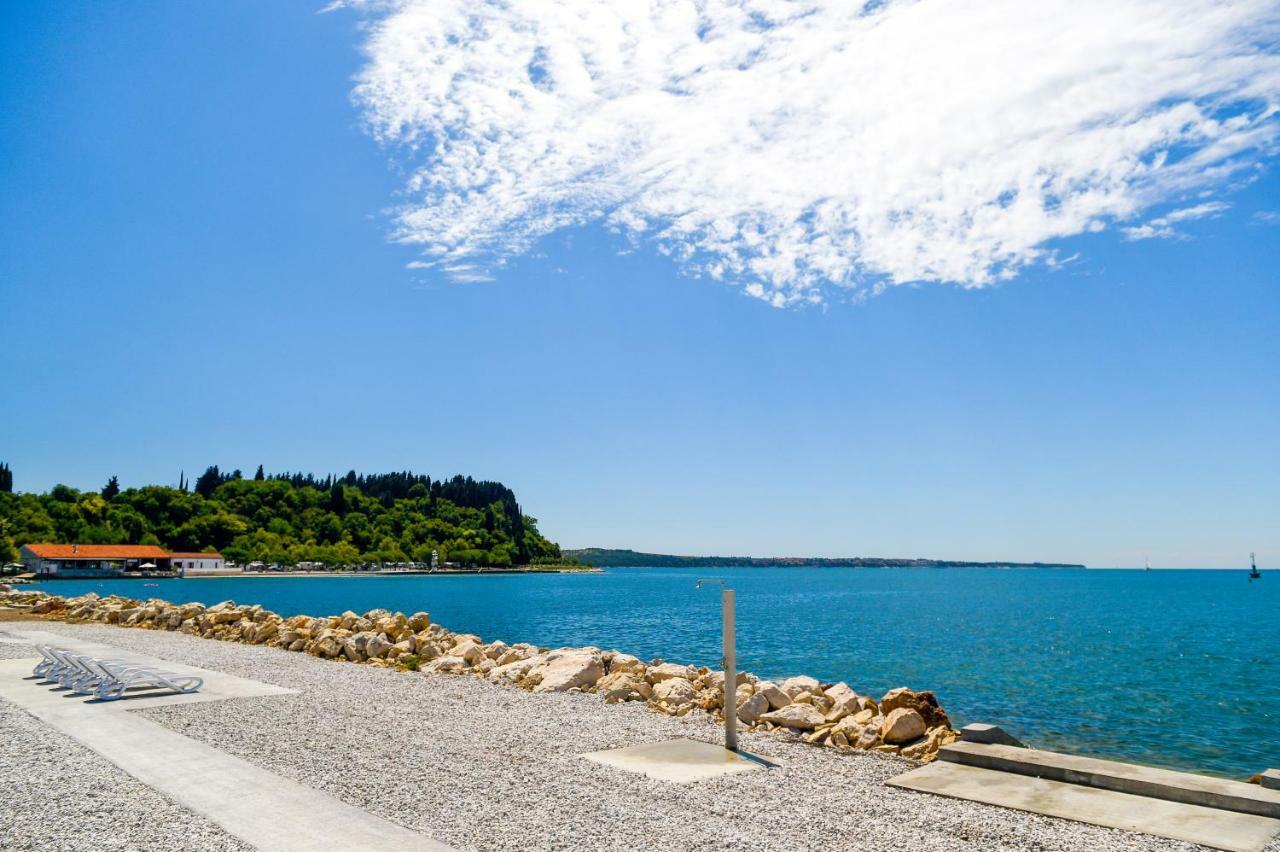 Floating Sea House Aurora Vila Portorož Exterior foto
