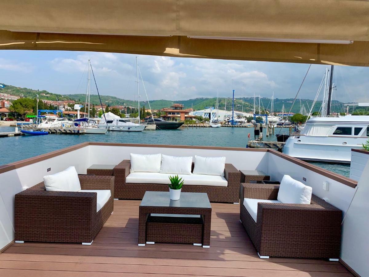 Floating Sea House Aurora Vila Portorož Exterior foto